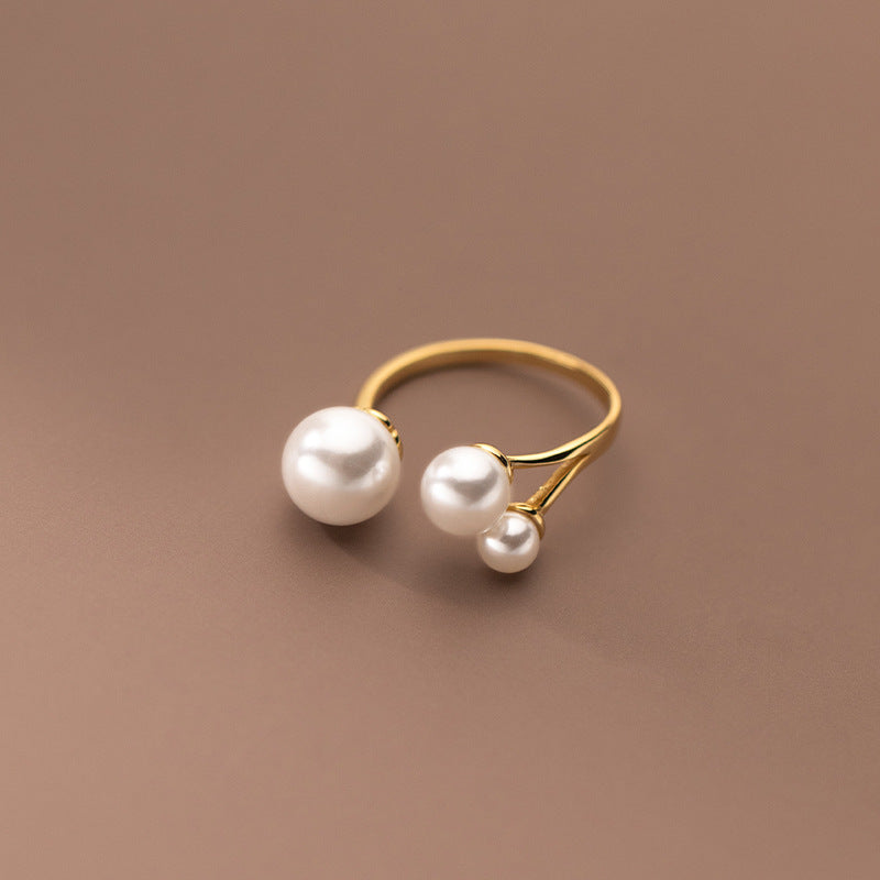 Podesivi Prsten od Trostrukih Slatkovodnih Biser