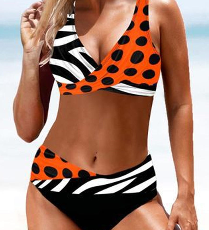 Manon – Šaren i veseo bikini