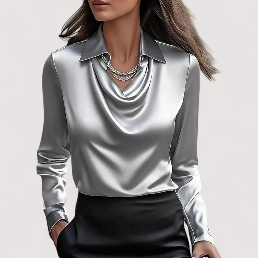 Charlotte – Elegantna Satenska Bluza s V-Izrezom
