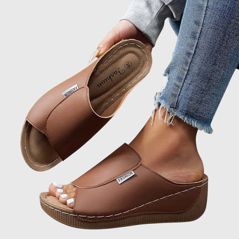 Esther – Elegantne ortopedske sandale