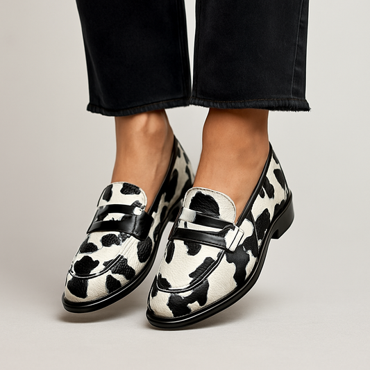 Victoria | Mokasine s natpisom